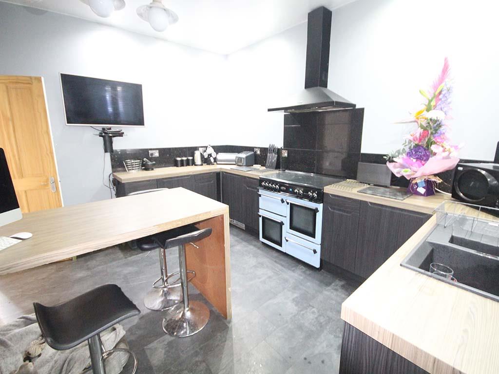 4 bedroom terraced house SSTC in Barnoldswick - IMG_6698.JPG